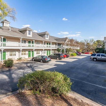 Hometowne Studios By Red Roof Atlanta Ne - Norcross South Экстерьер фото