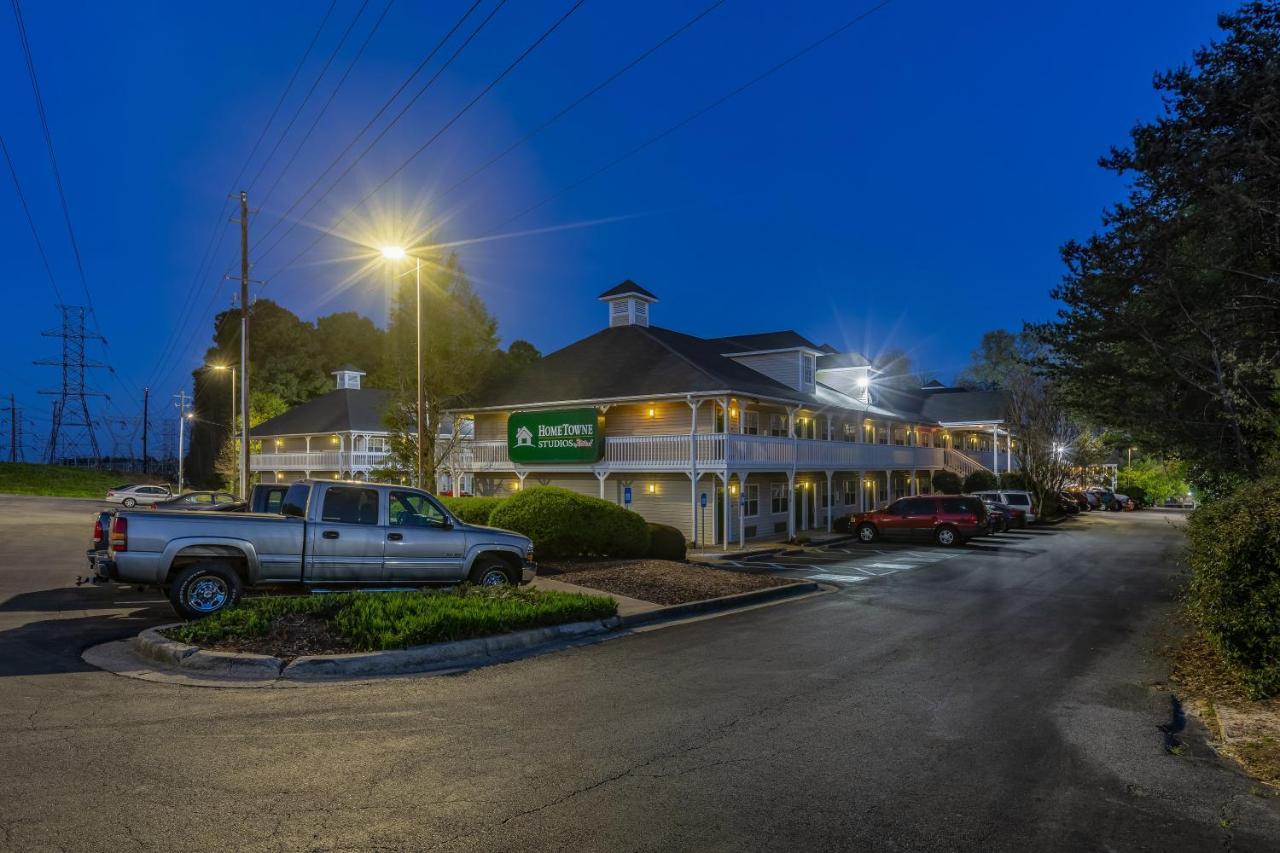 Hometowne Studios By Red Roof Atlanta Ne - Norcross South Экстерьер фото