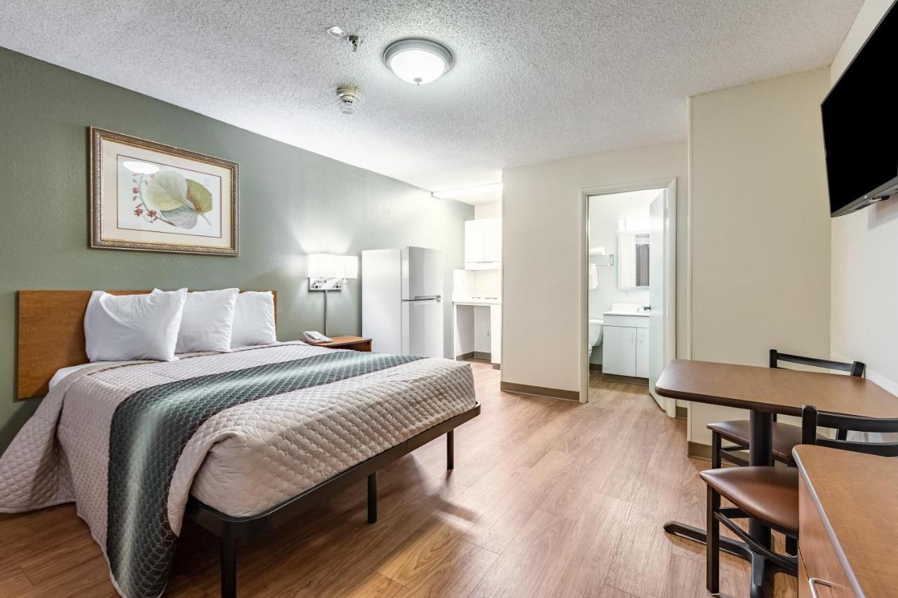 Hometowne Studios By Red Roof Atlanta Ne - Norcross South Экстерьер фото